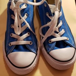 Royal Blue size 2 converse